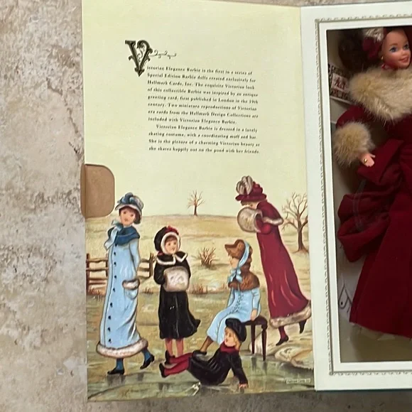 Victorian Elegance Barbie-1994 - Picture 6 of 6